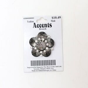 NWT Crystal floral brooch black gunmetal retro flower crystal new boogie bling